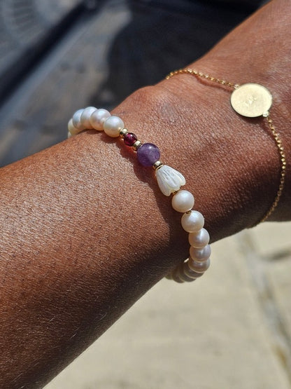 Bracelet Avalon perle de culture d'eau douce, jacinthe en nacre et améthyste
