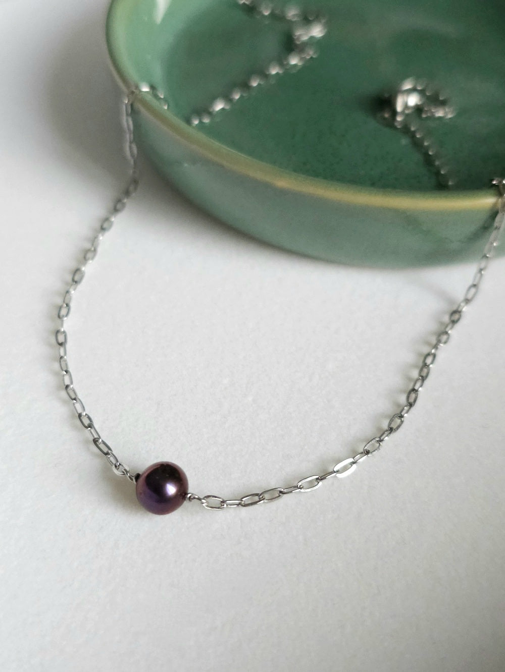 Collier Arya perle d'eau douce aubergine