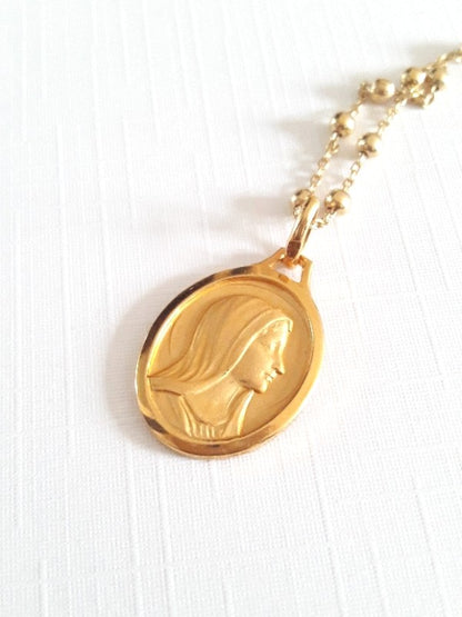 Collier chaîne gold filled et médaille plaqué-or Marie