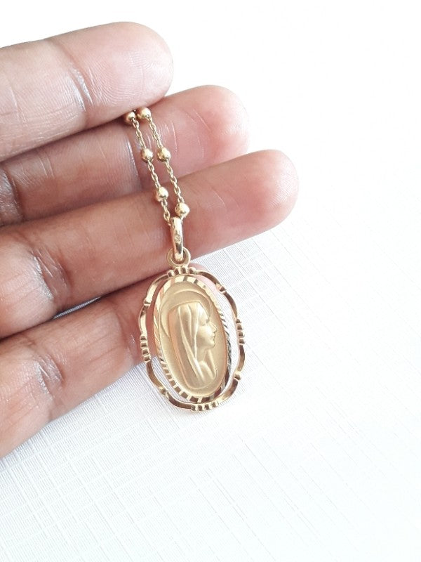Collier médaille en plaqué or Notre dame de Lourdes