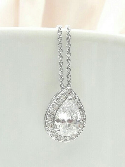 Nérine pendentif collier de mariage cabochon oxydes de zirconium serti et strass sur fine chaine - Prêt à porter
