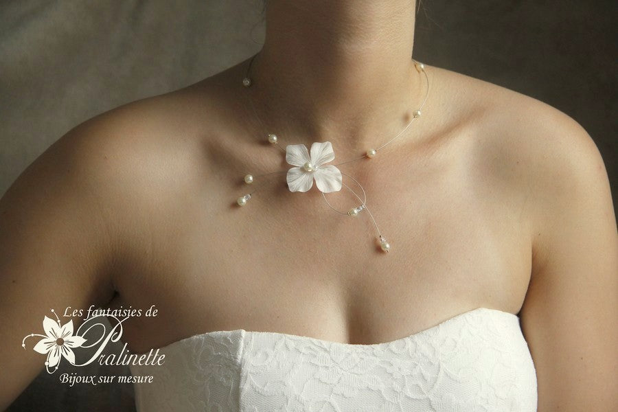 Enya collier de mariée fleur en satin
