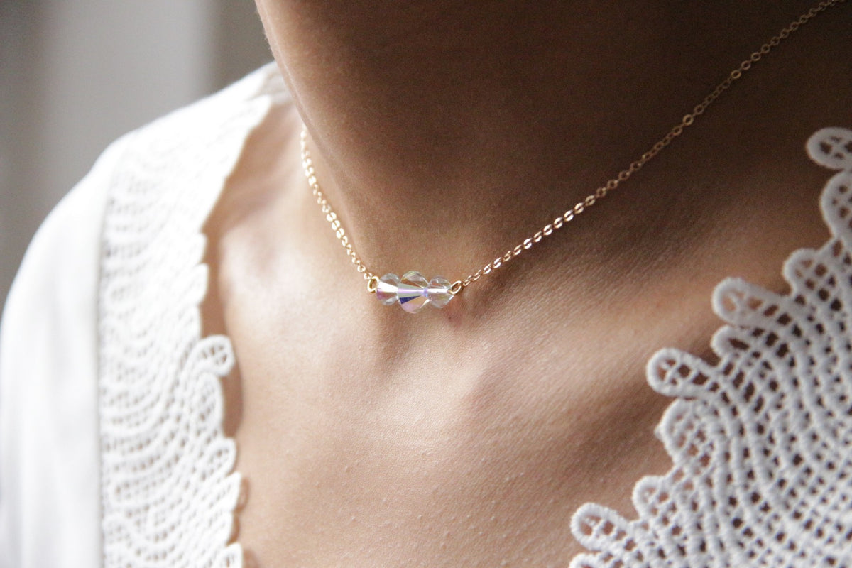 Collier de mariée trio de cristal reflets AB aurore boréale
