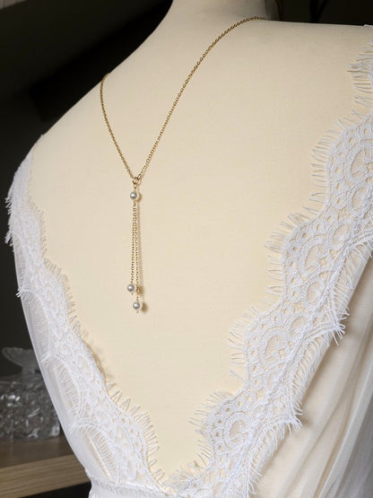 Collier de dos Ethan version courte avec fermoir et pendentif de dos amovible