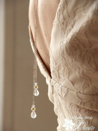 Collier mariage de dos deux pendants et gouttes en cristal