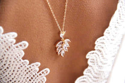 Bijoux de dos, collier mariage de dos feuilles de palmier