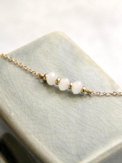 Maéline collier de mariage en gold filled et cristal blanc opal