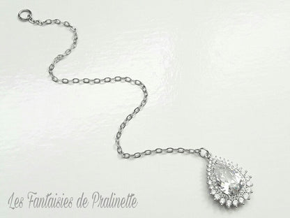 Dentelle bijou de dos mariage goutte sertie et strass, pendentif oxyde de zirconium, bijou de dos mariée