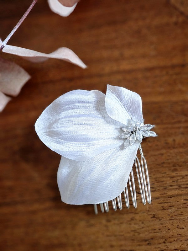 Peigne cheveux mariage pétales et zirconium