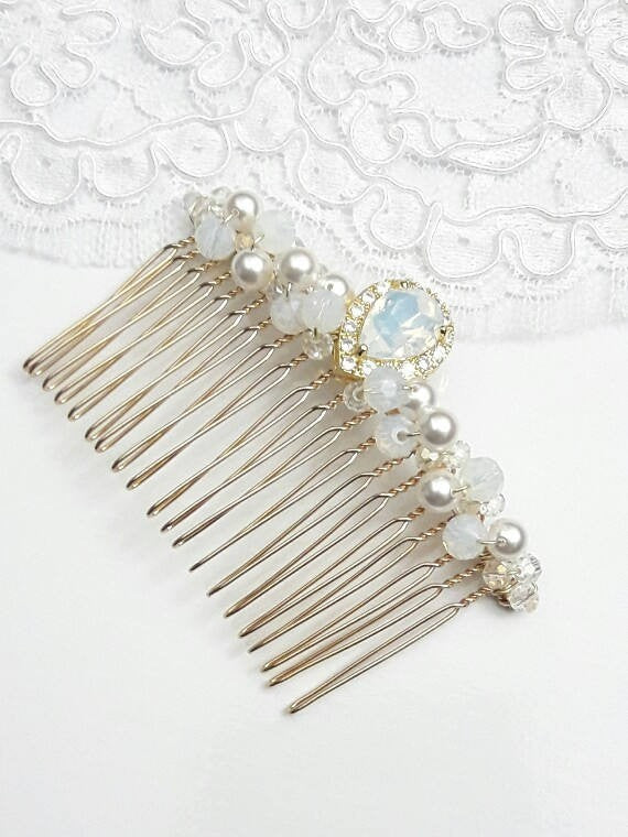 Peigne mariée blanc opal cristal et perles