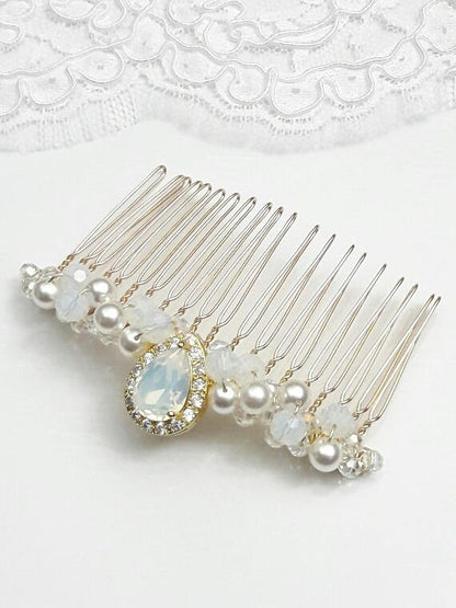 Peigne mariée blanc opal cristal et perles
