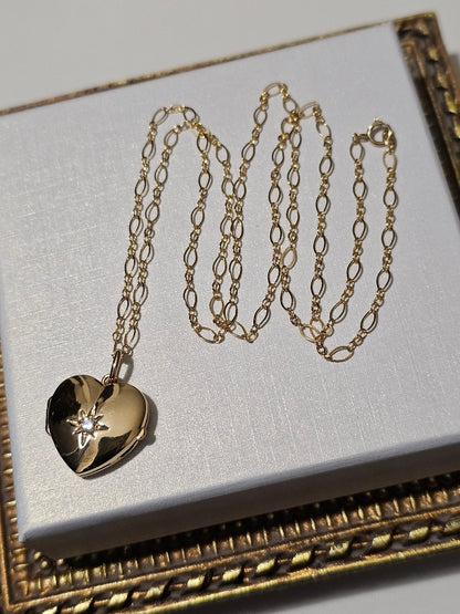 Pendentif coeur cassolette porte-photo et zirconium