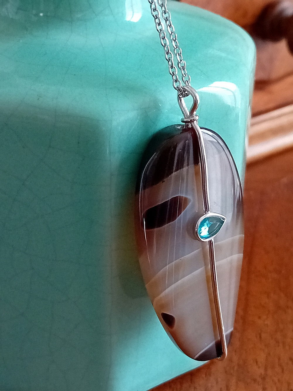 Collier sautoir agate talisman goutte bleue