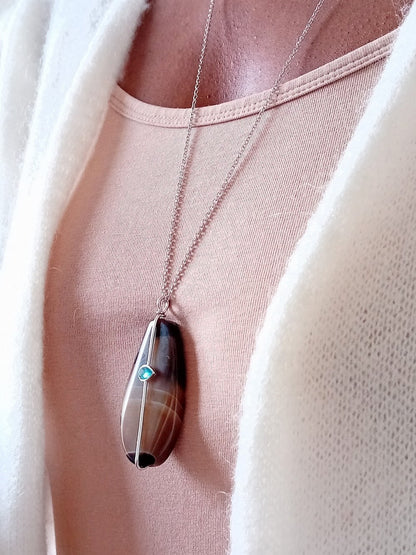 Collier sautoir agate talisman goutte bleue