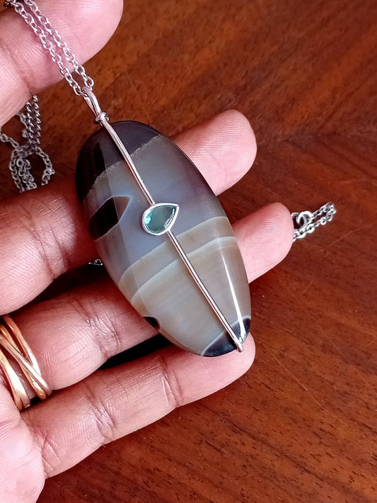 Collier sautoir agate talisman goutte bleue